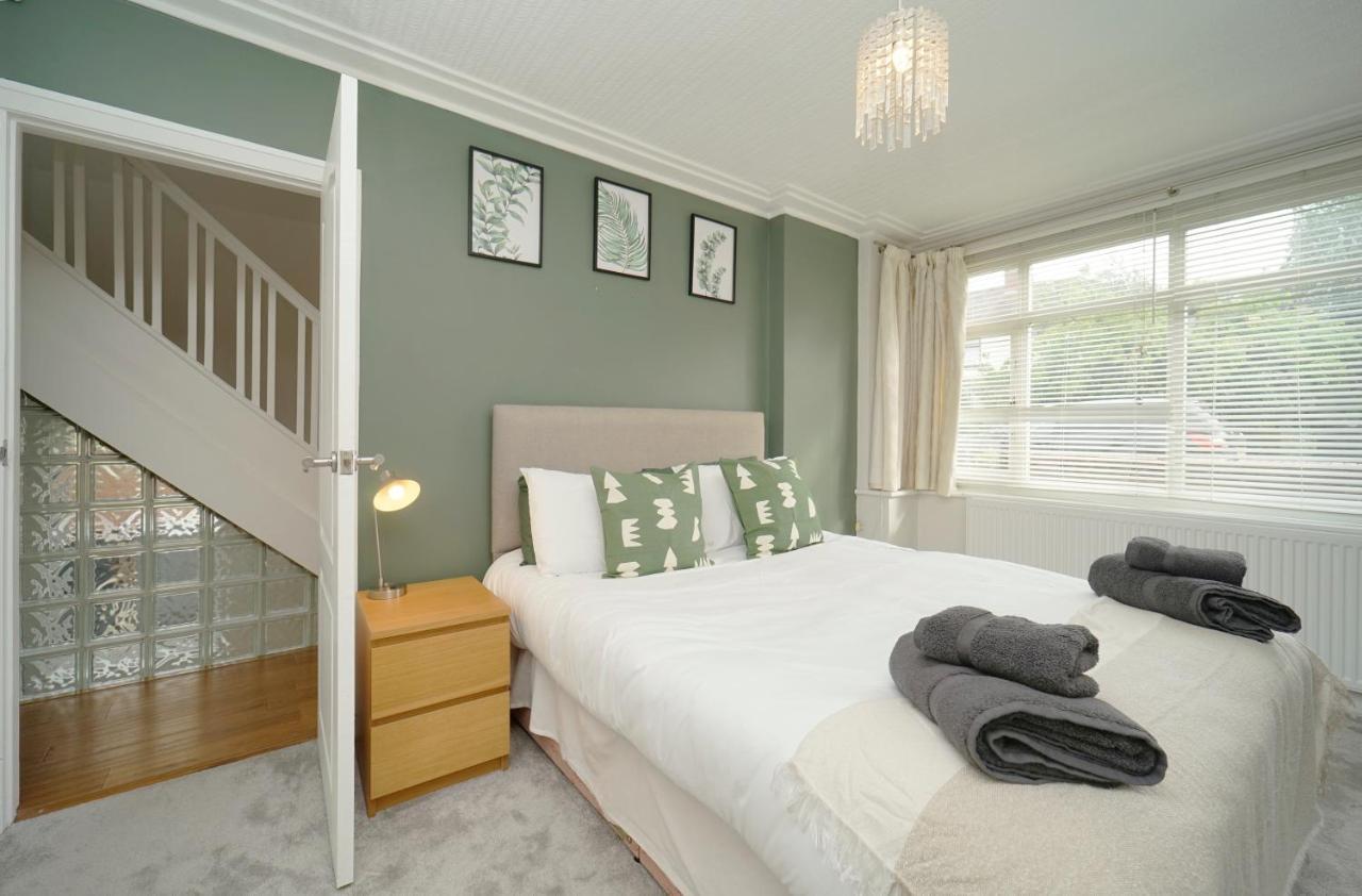 Stunning 5 Bed House In Chapel Allerton, Sleeps 9 Leeds  Buitenkant foto
