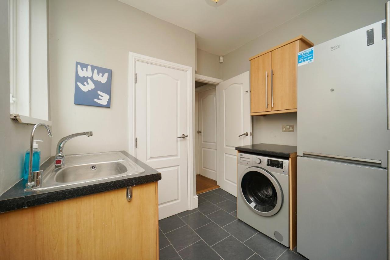 Stunning 5 Bed House In Chapel Allerton, Sleeps 9 Leeds  Buitenkant foto